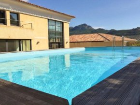 Villa de 7 chambres avec vue sur la mer piscine privee et jardin clos a Calvi, Calvi